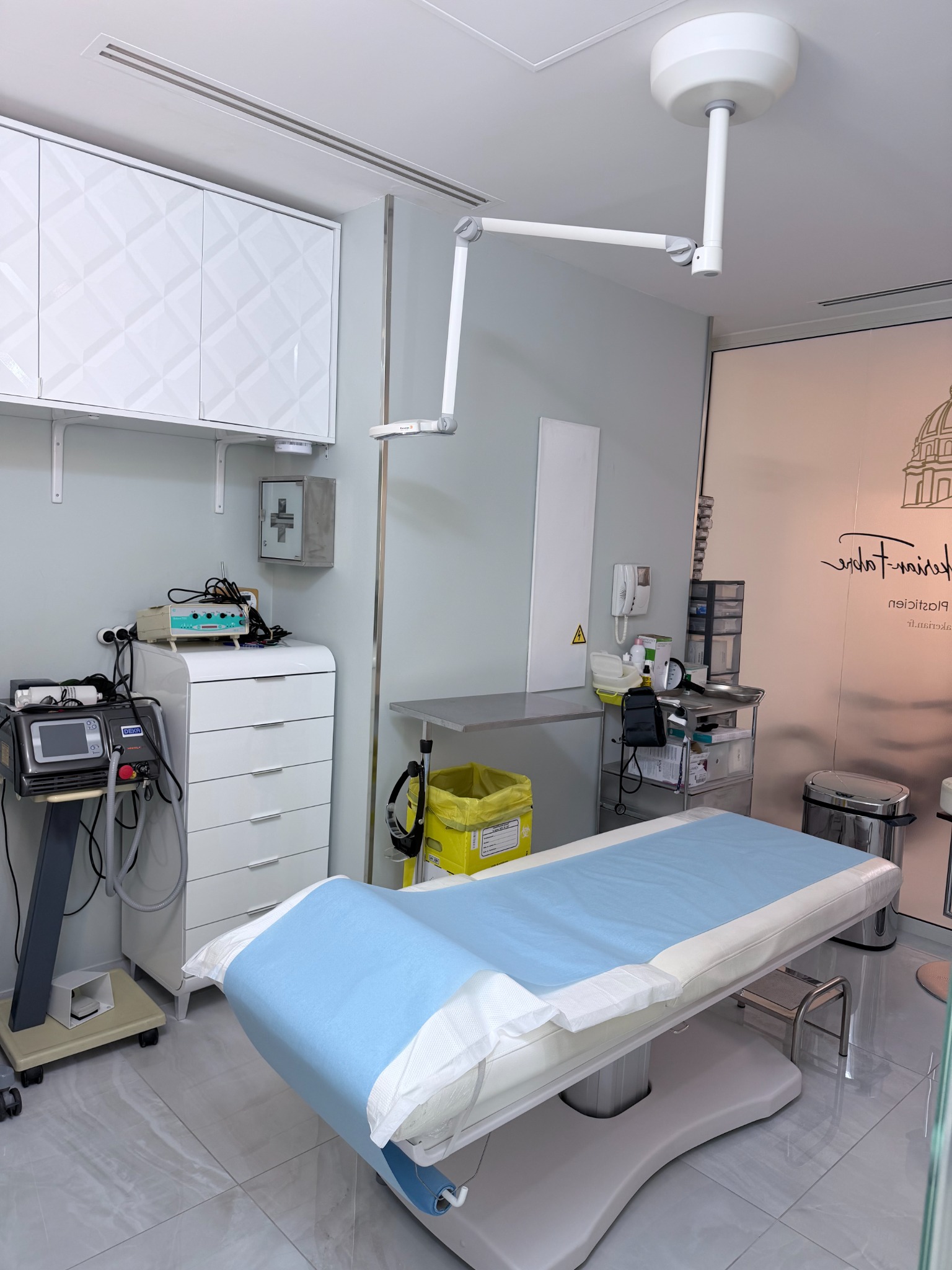 Salle propre de petite chirurgie au sein du cabinet